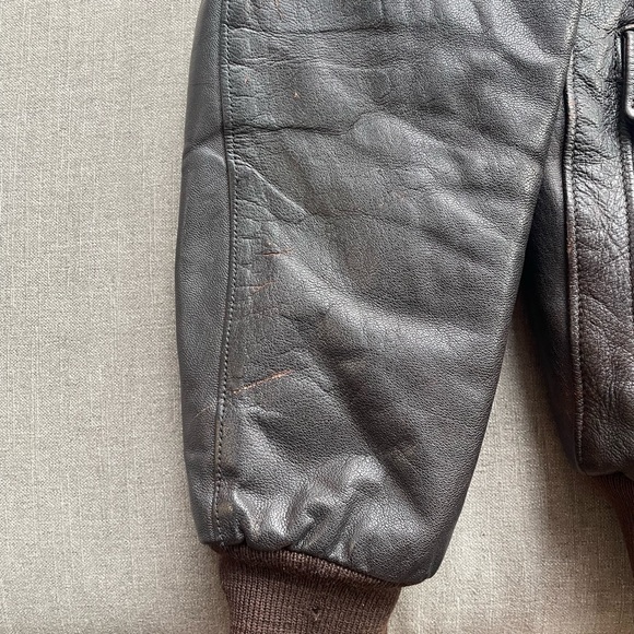 Vintage LL Bean Bomber Jacket Mens 42 Long Shearling Goatskin Brown Leather. - Picture 6 of 10